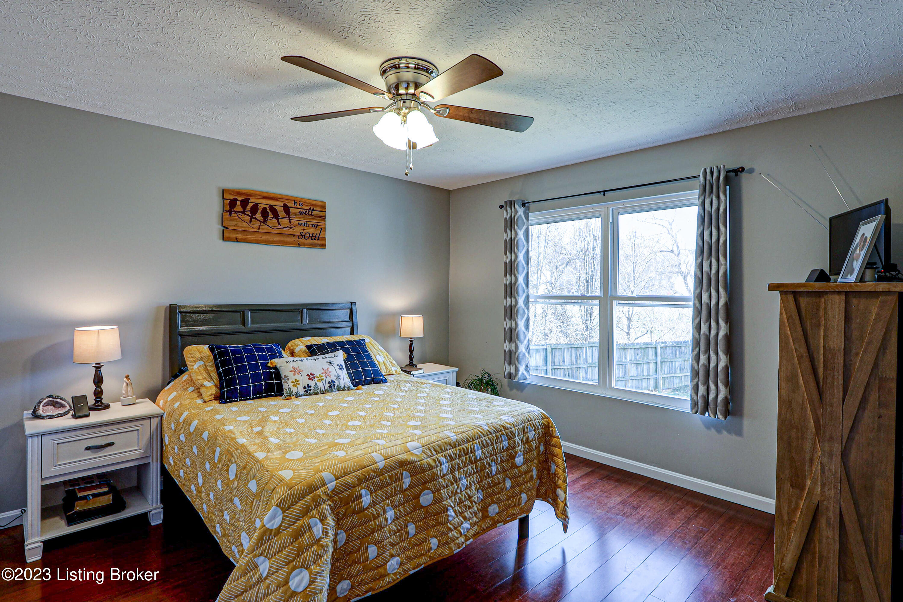 11104 Meadow Run Road Louisville, KY 40229 - Photo 17 of 39 Primary Bedroom 1