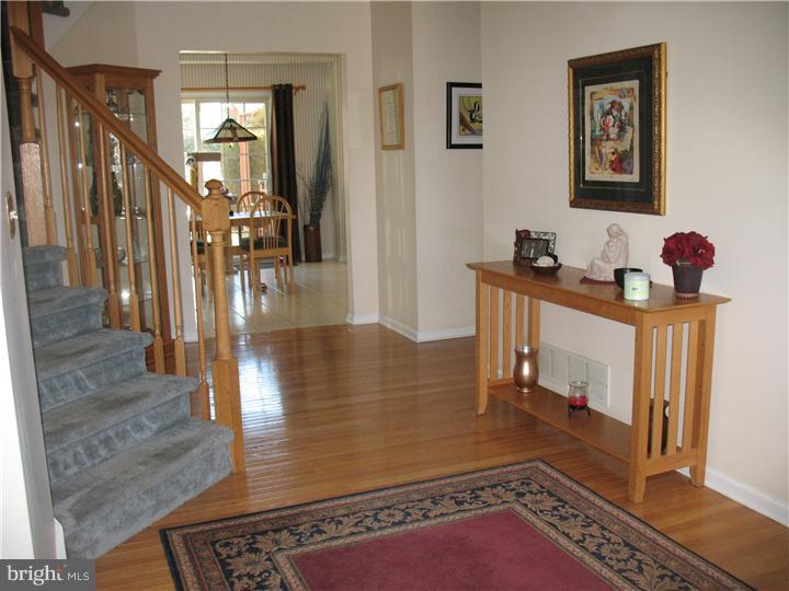 1 Jewel Road Princeton Junction, NJ 08550 - Photo 8 of 20 Foyer