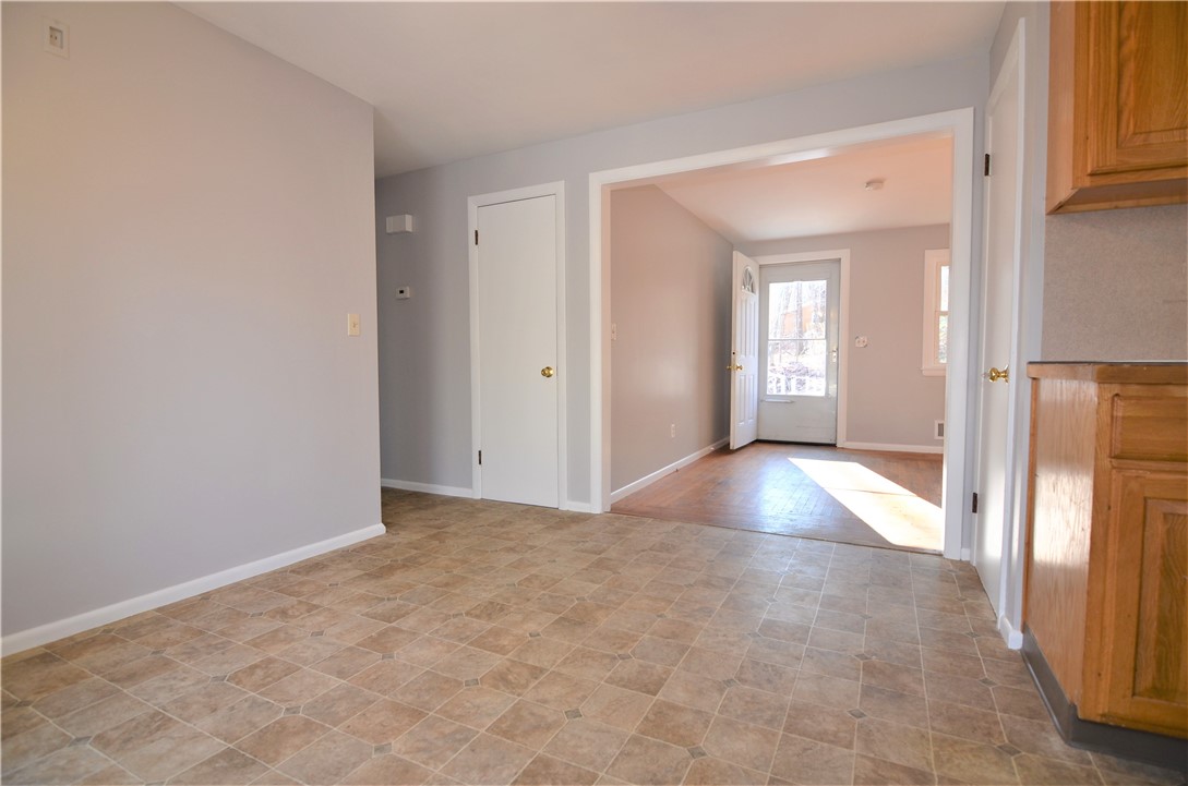 205 Chestnut Oak Road Glocester, RI 02814 - Photo 3 of 23
