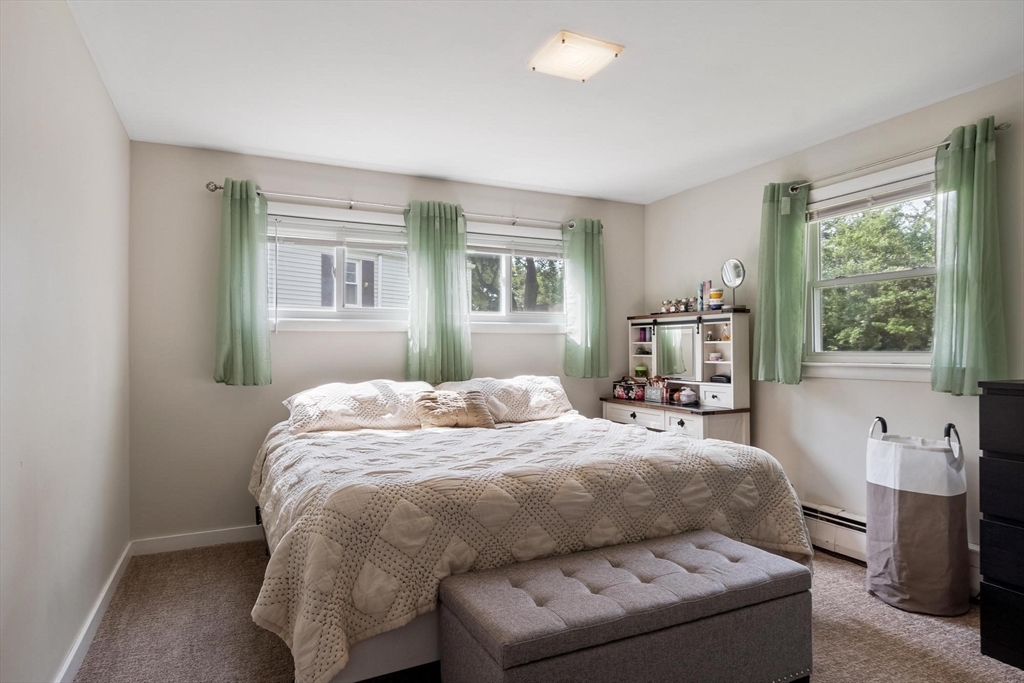 4 Cranston Street Worcester, MA 01606 - Photo 20 of 37