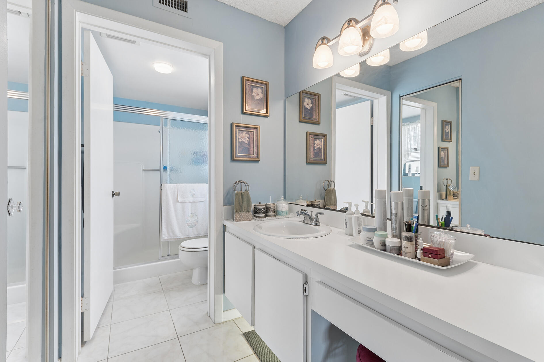 901 Pinecrest Circle, Unit A Jupiter, FL 33458 - Photo 11 of 18 11