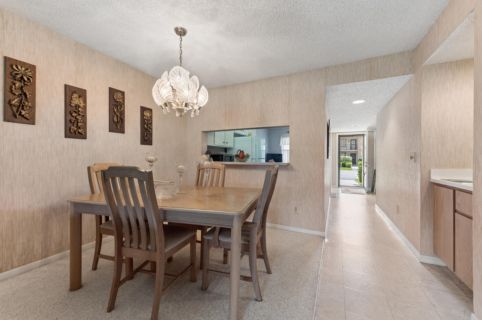 901 Pinecrest Circle, Unit A Jupiter, FL 33458 - Photo 4 of 18 03