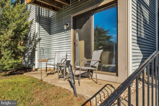 $205,000 | 213 Barclay Court, West Deptford, NJ 08051