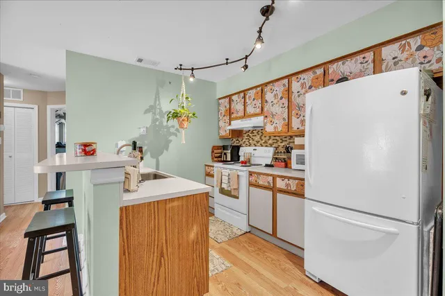 $205,000 | 213 Barclay Court, West Deptford, NJ 08051