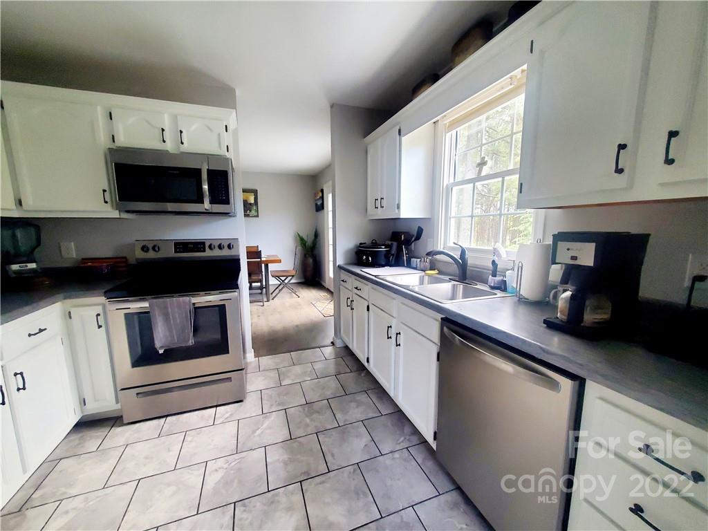 3665 Startown Road Newton, NC 28658 - Photo 15 of 34 Gallery Image 15
