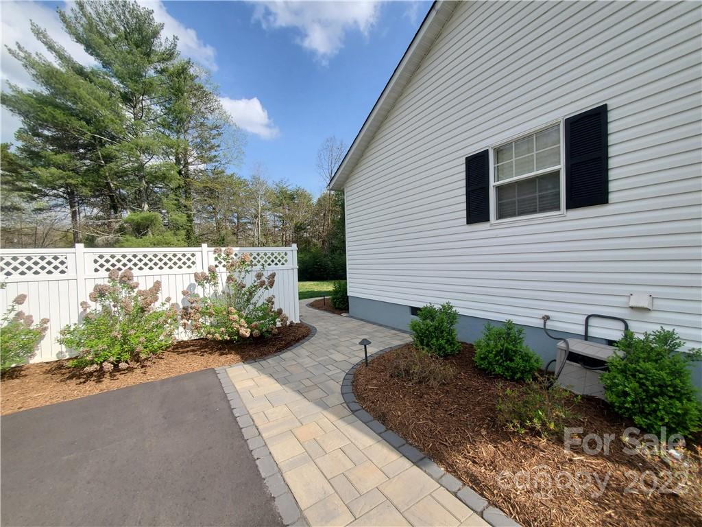 3665 Startown Road Newton, NC 28658 - Photo 29 of 34 Gallery Image 29