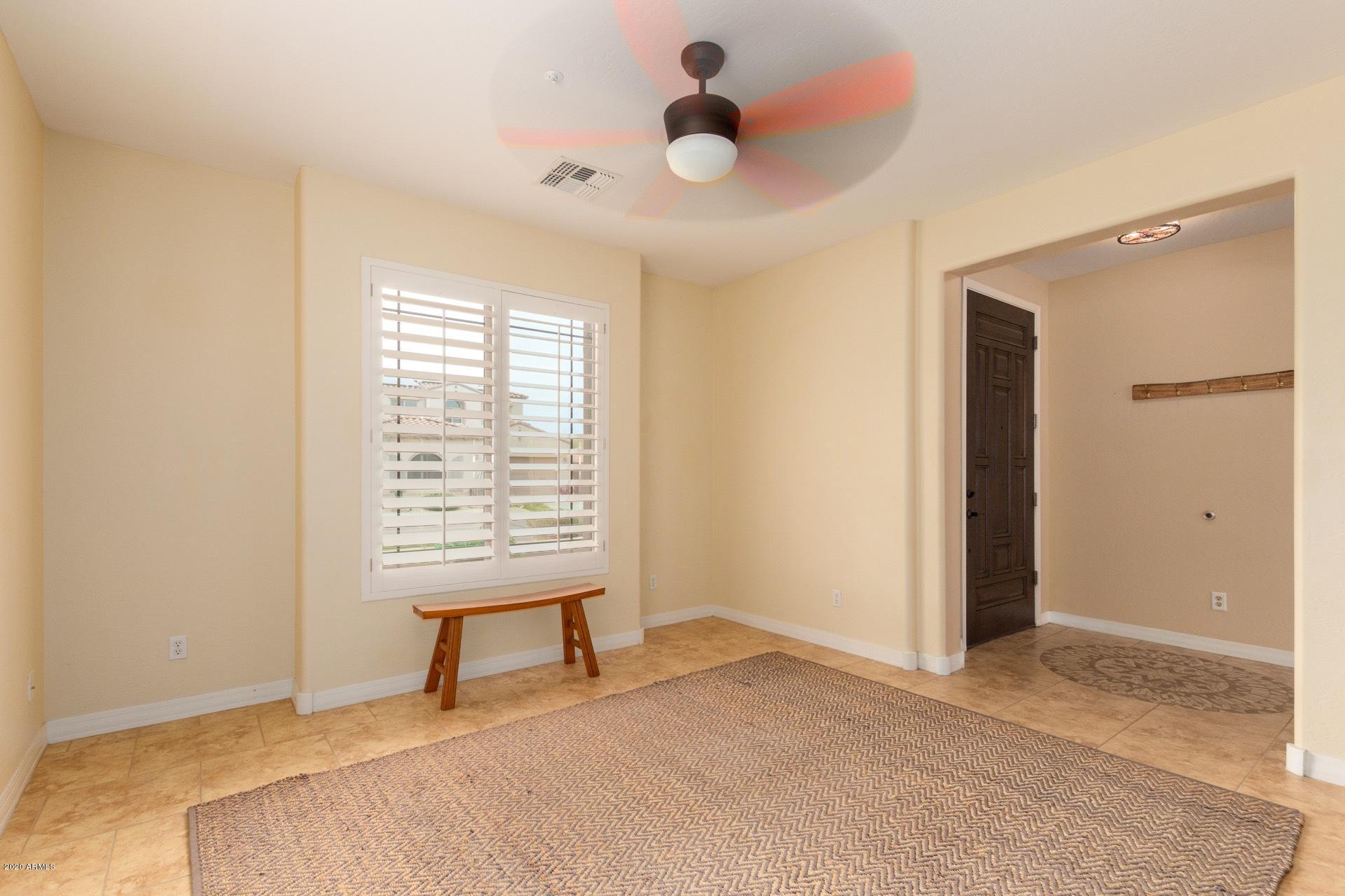 8653 West Rowel Road Peoria, AZ 85383 - Photo 5 of 66 Front room
