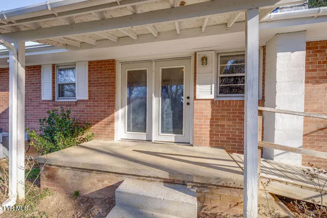 $260,000 | 113 Sunny Acres, Elizabethton, TN 37643