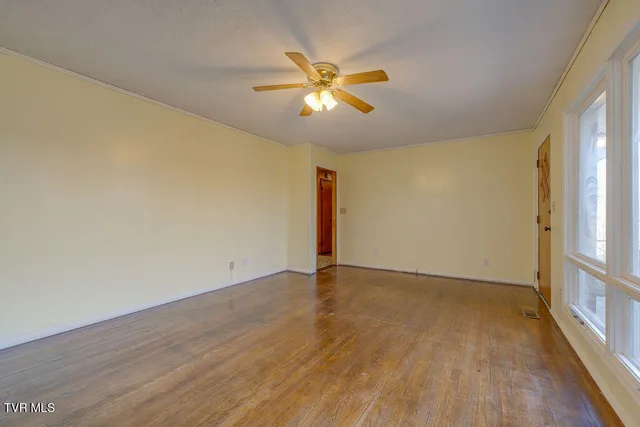 $260,000 | 113 Sunny Acres, Elizabethton, TN 37643