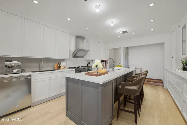 $7,250,000 | 209 Blue Hill Road, Great Barrington, MA 01230