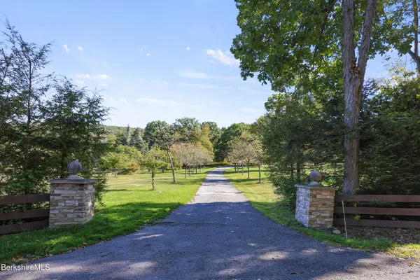 $7,250,000 | 209 Blue Hill Road, Great Barrington, MA 01230