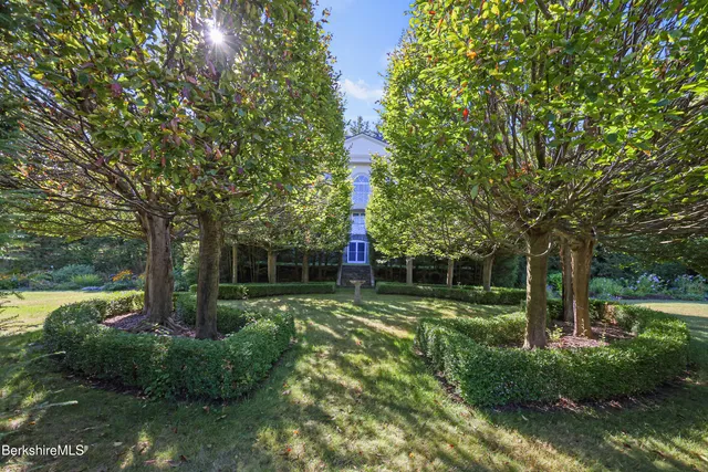 $7,250,000 | 209 Blue Hill Road, Great Barrington, MA 01230