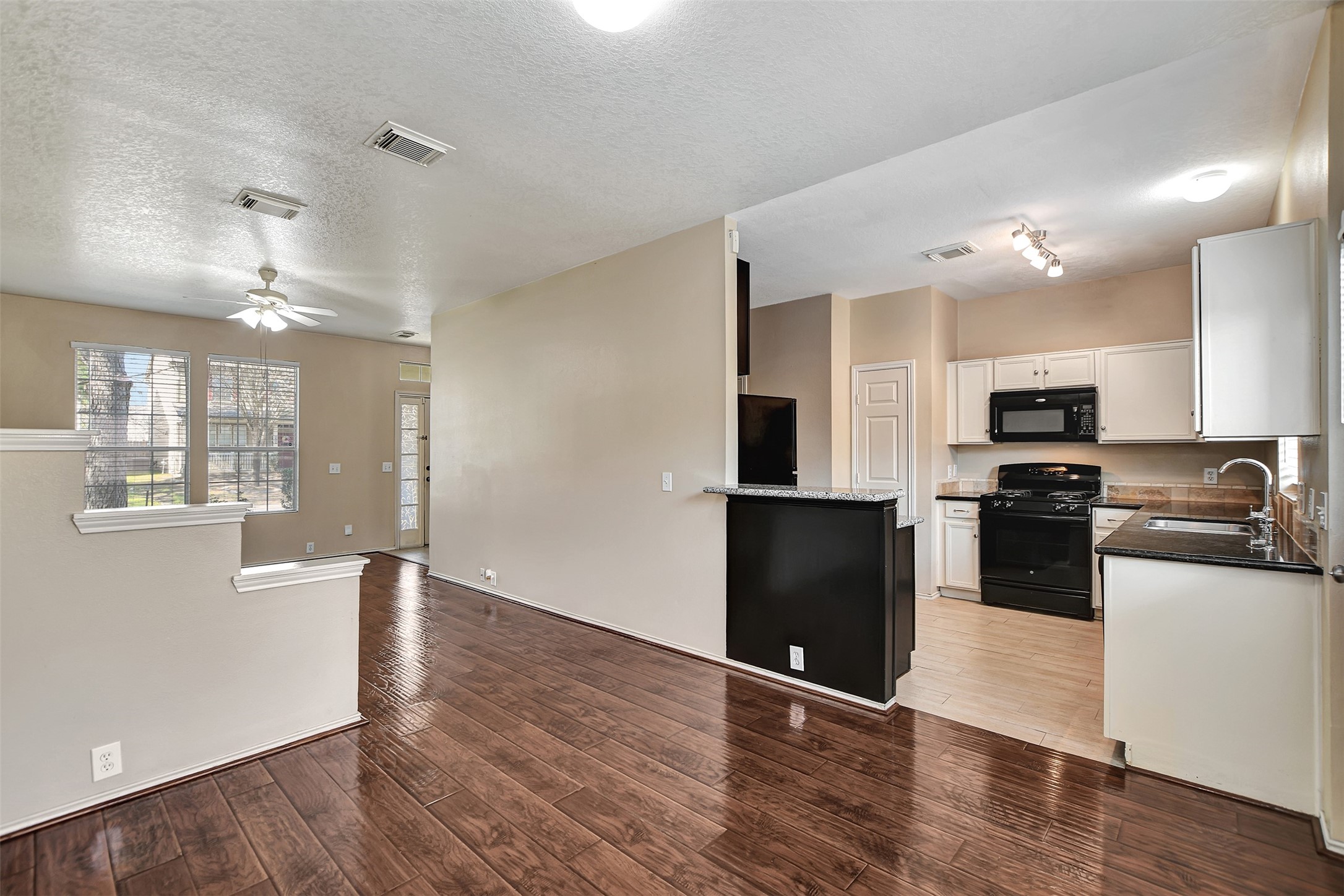 23624 Wildwood Green Way Spring, TX 77373 - Photo 13 of 37