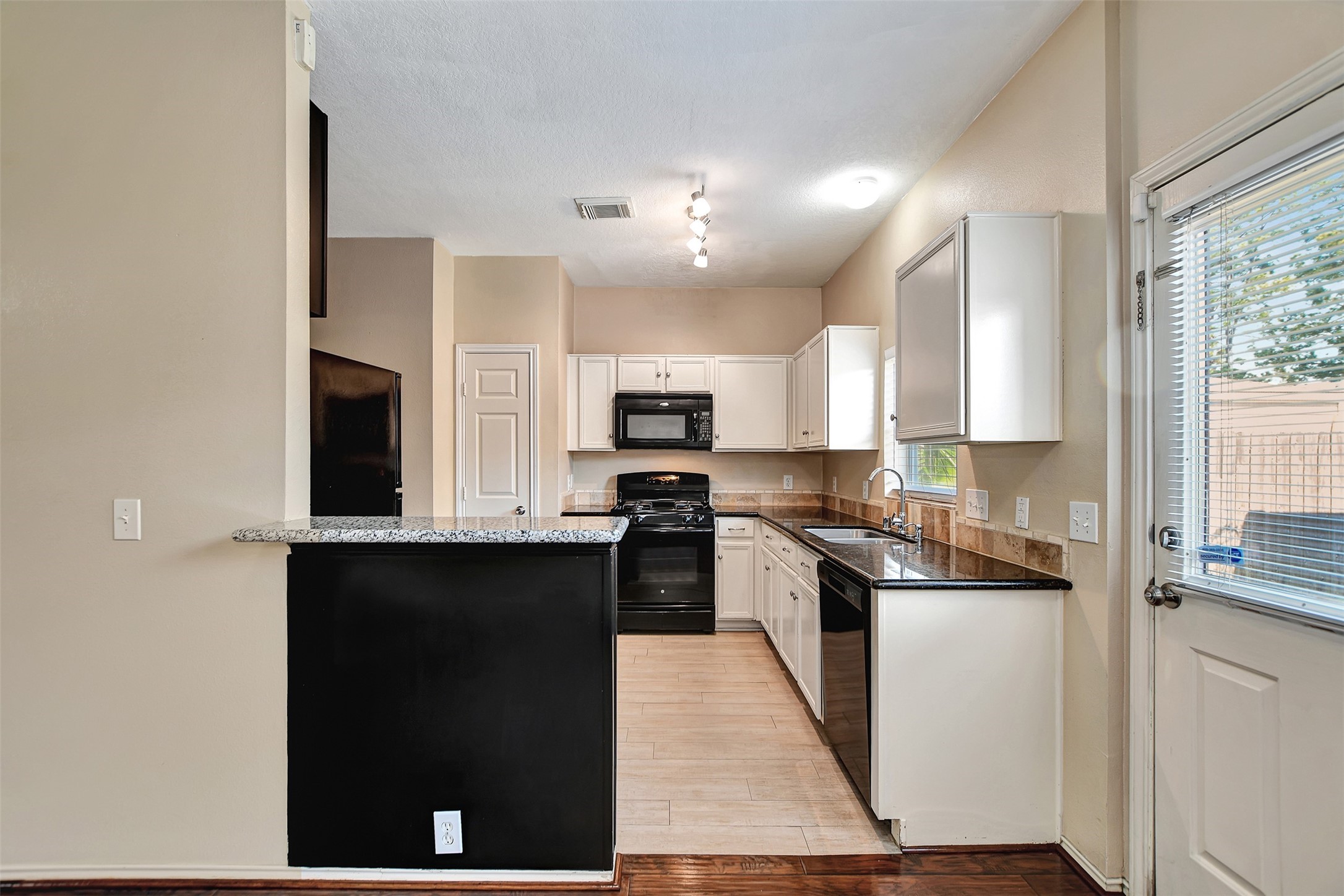 23624 Wildwood Green Way Spring, TX 77373 - Photo 16 of 37