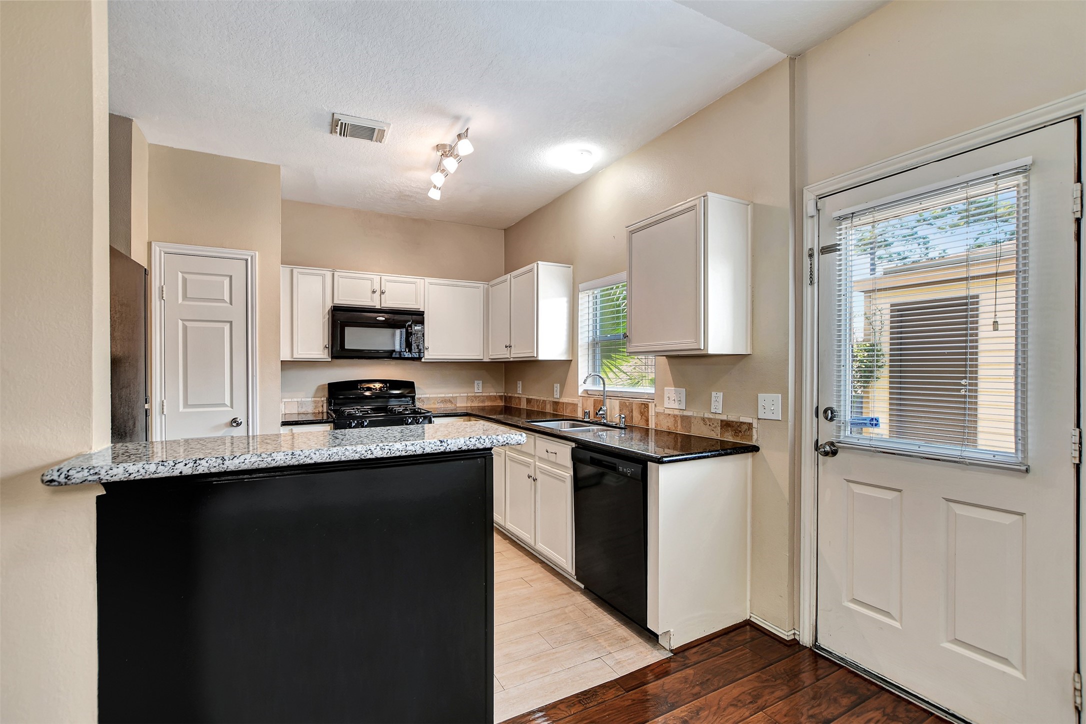 23624 Wildwood Green Way Spring, TX 77373 - Photo 17 of 37