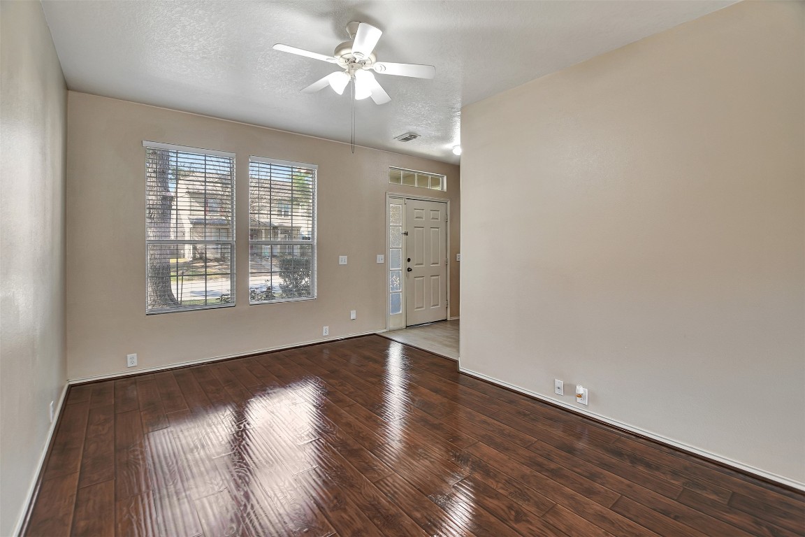 23624 Wildwood Green Way Spring, TX 77373 - Photo 9 of 37