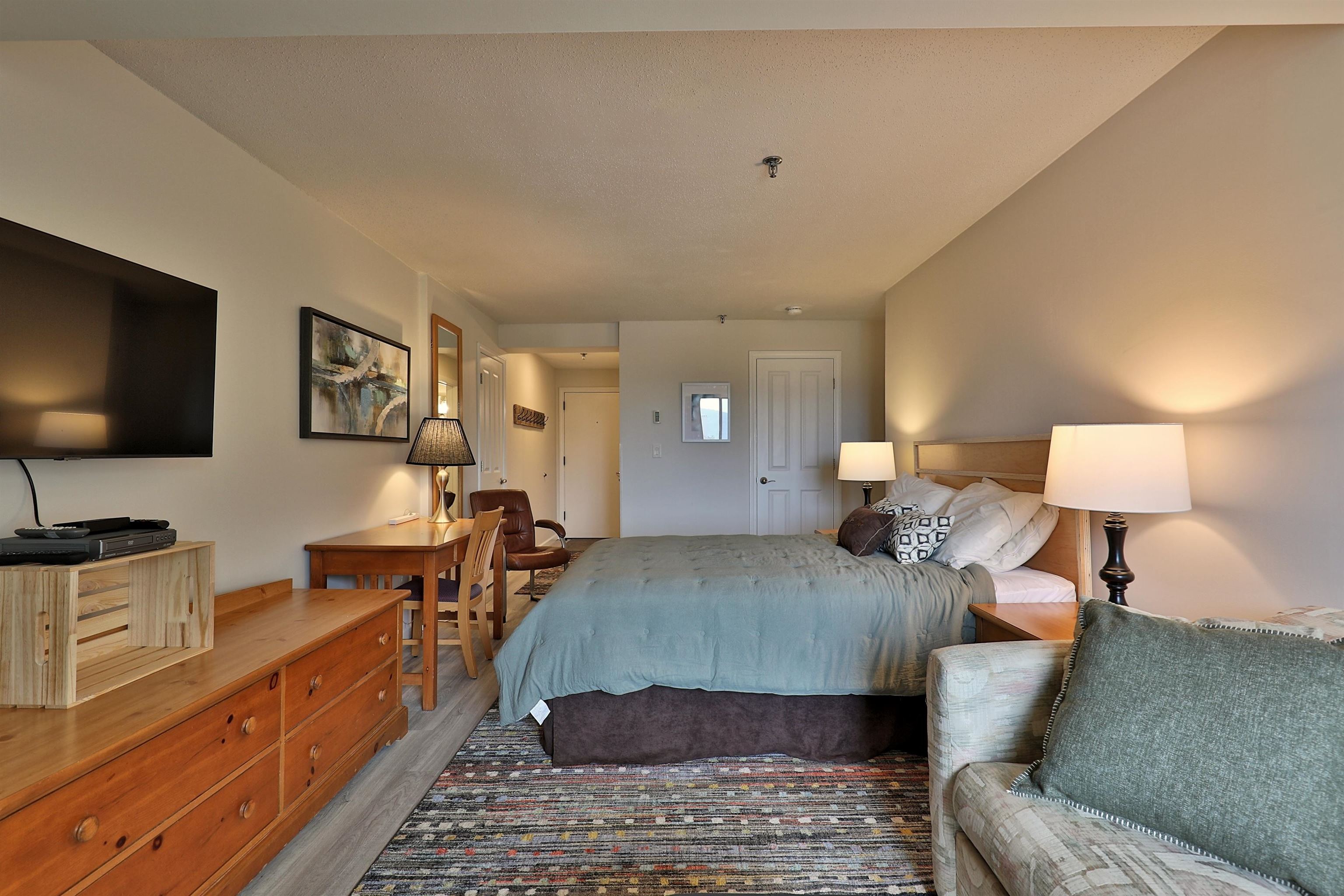 133 East Mountain Road, Unit 3C13 & 3C13A Killington, VT 05751 - Photo 19 of 48
