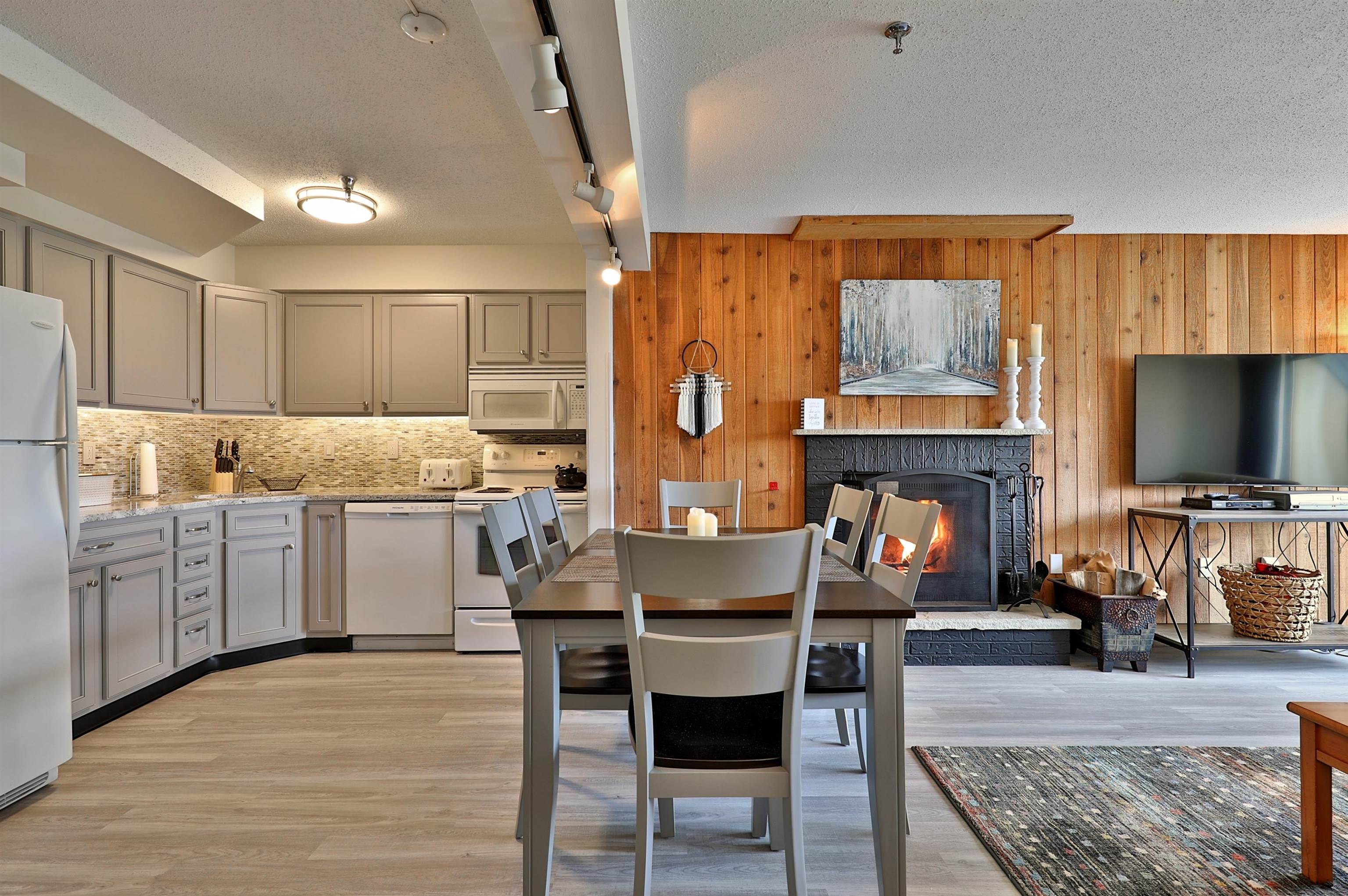 133 East Mountain Road, Unit 3C13 & 3C13A Killington, VT 05751 - Photo 28 of 48