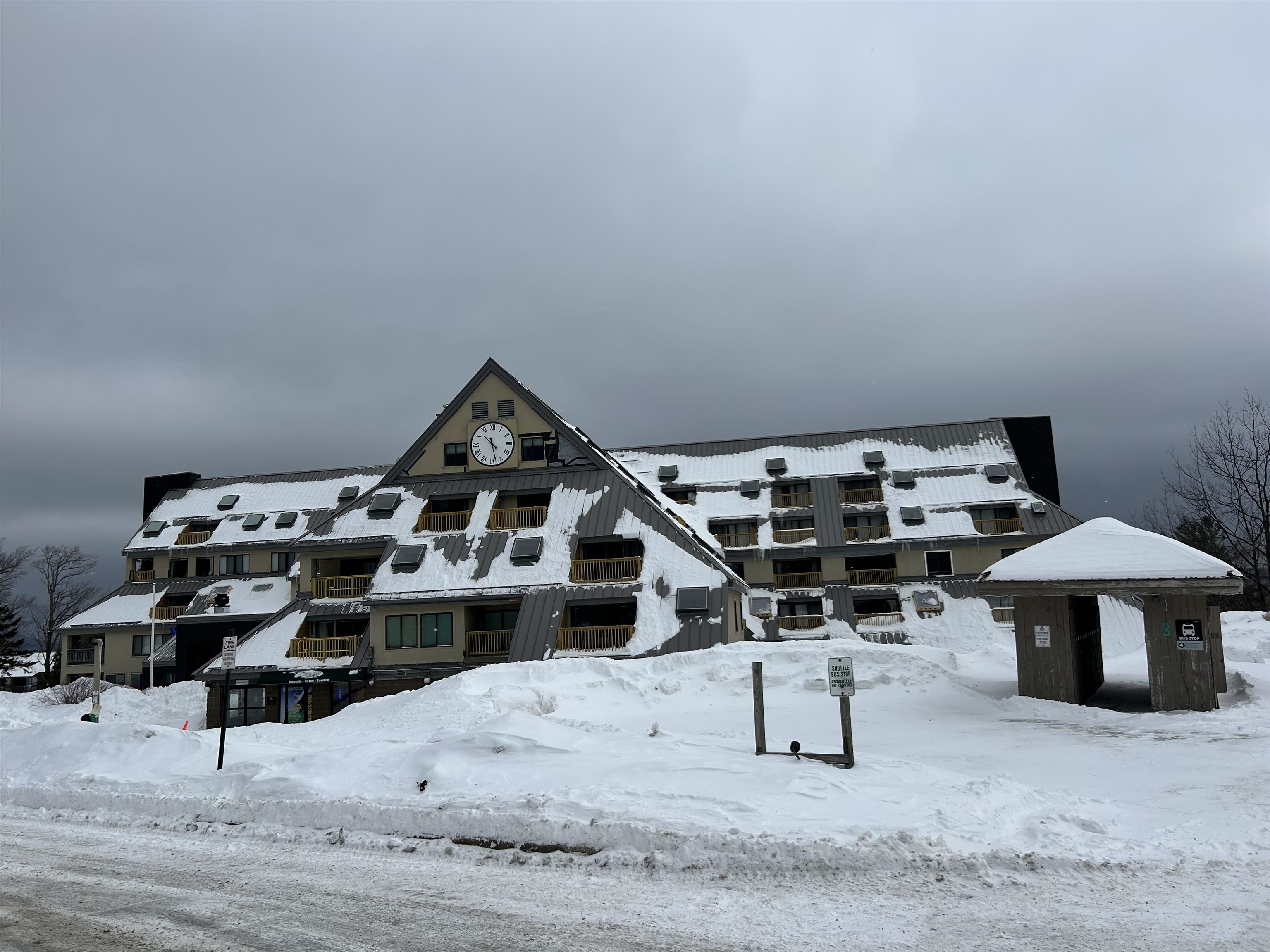 133 East Mountain Road, Unit 3C13 & 3C13A Killington, VT 05751 - Photo 45 of 48