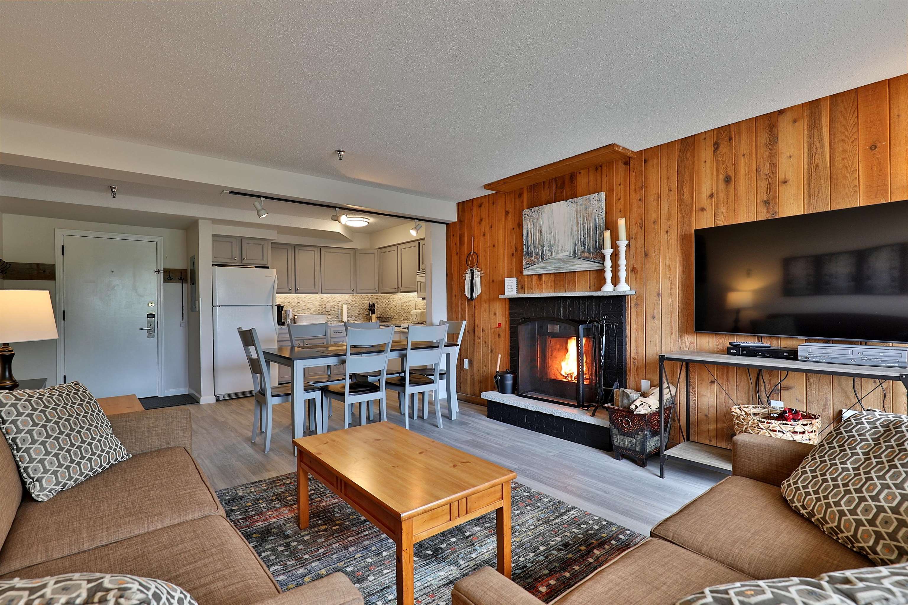 133 East Mountain Road, Unit 3C13 & 3C13A Killington, VT 05751 - Photo 6 of 48