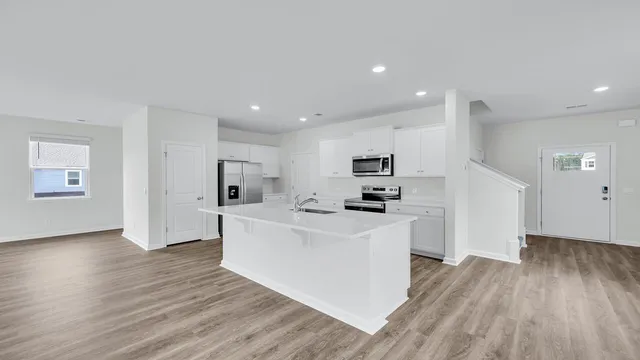 $412,900 | 6019 Savy Court, Ravenel, SC 29470