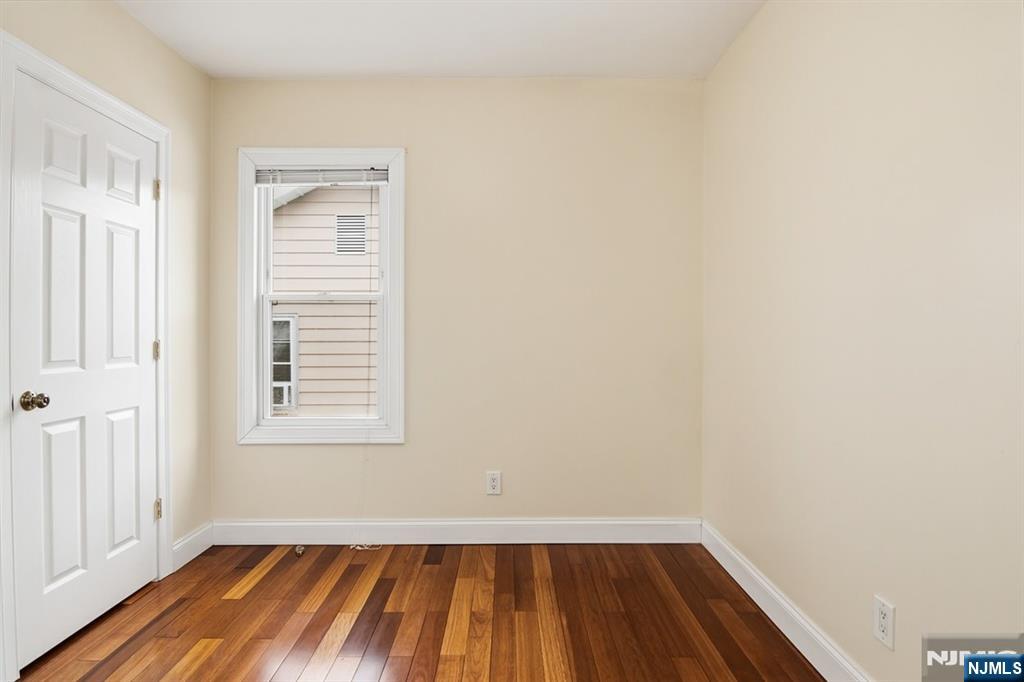 15 Peru Road Clifton, NJ 07012 - Photo 16 of 34