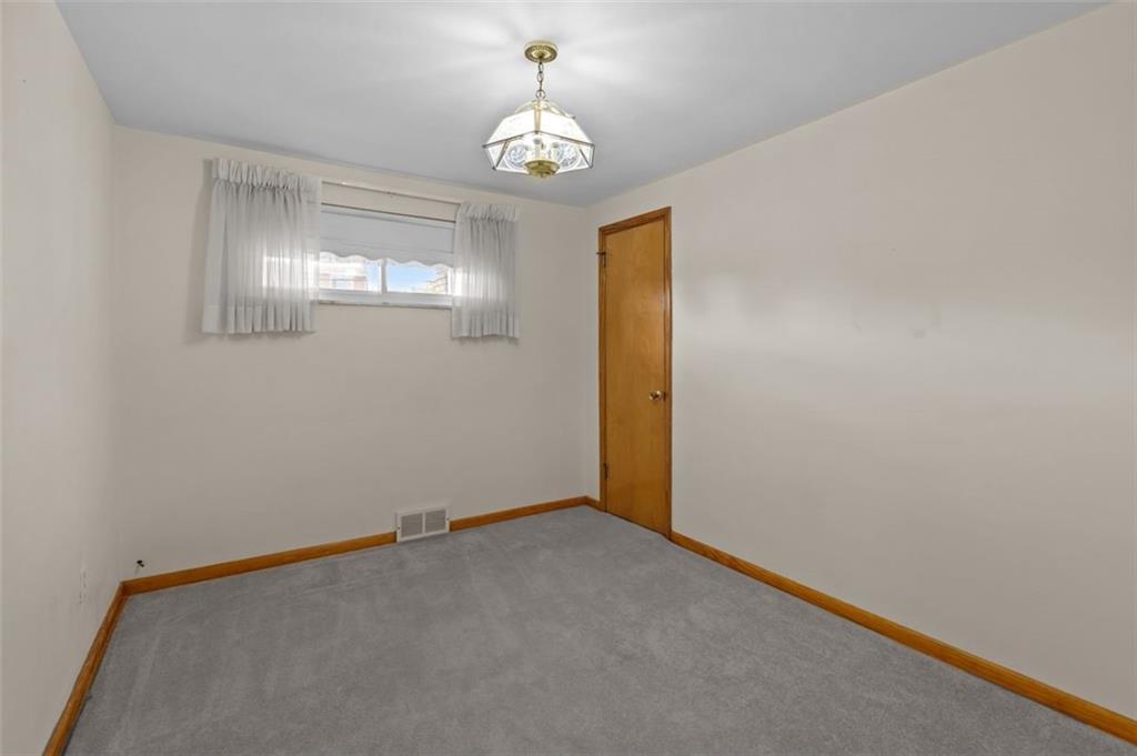 926 McCoy Road McKees Rocks, PA 15136 - Photo 16 of 32 Gallery Image 16