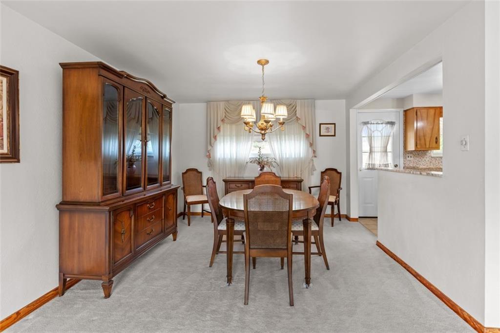 926 McCoy Road McKees Rocks, PA 15136 - Photo 3 of 32 Gallery Image 3