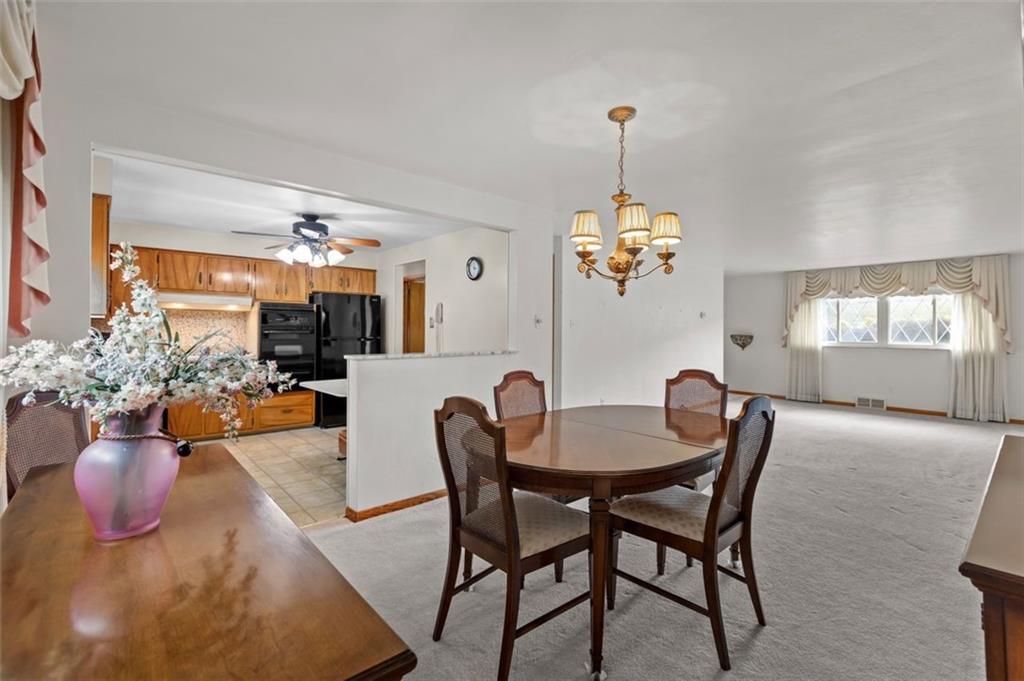 926 McCoy Road McKees Rocks, PA 15136 - Photo 4 of 32 Gallery Image 4