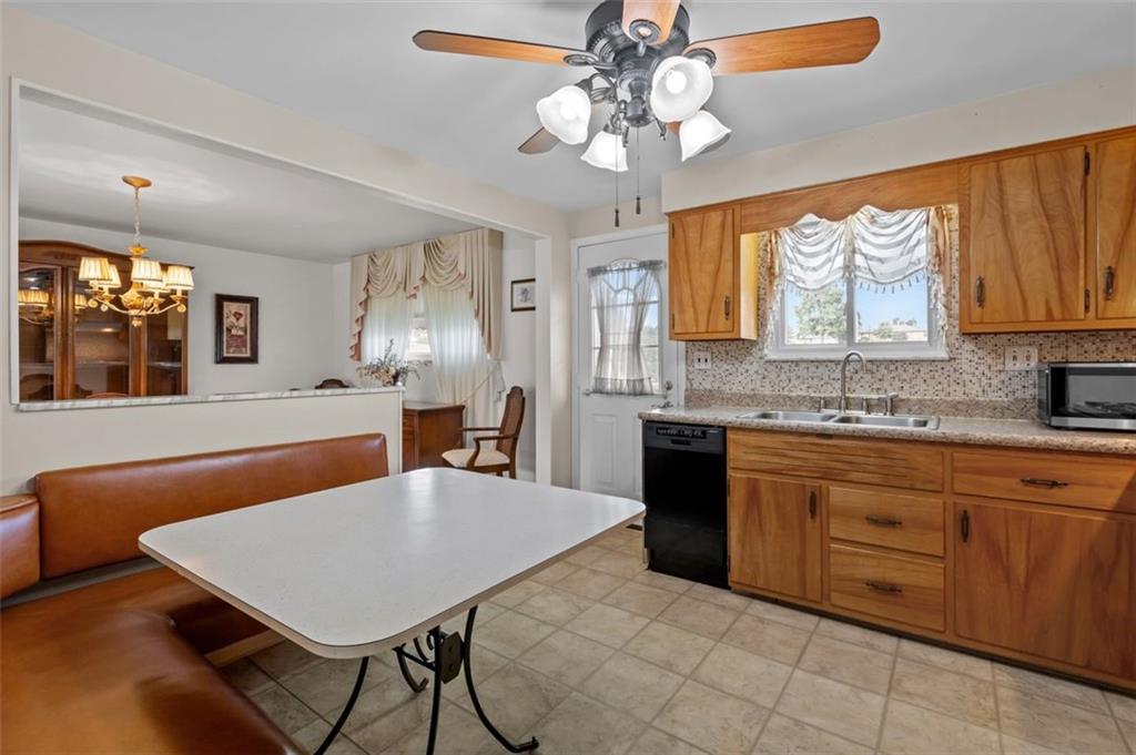 926 McCoy Road McKees Rocks, PA 15136 - Photo 9 of 32 Gallery Image 9