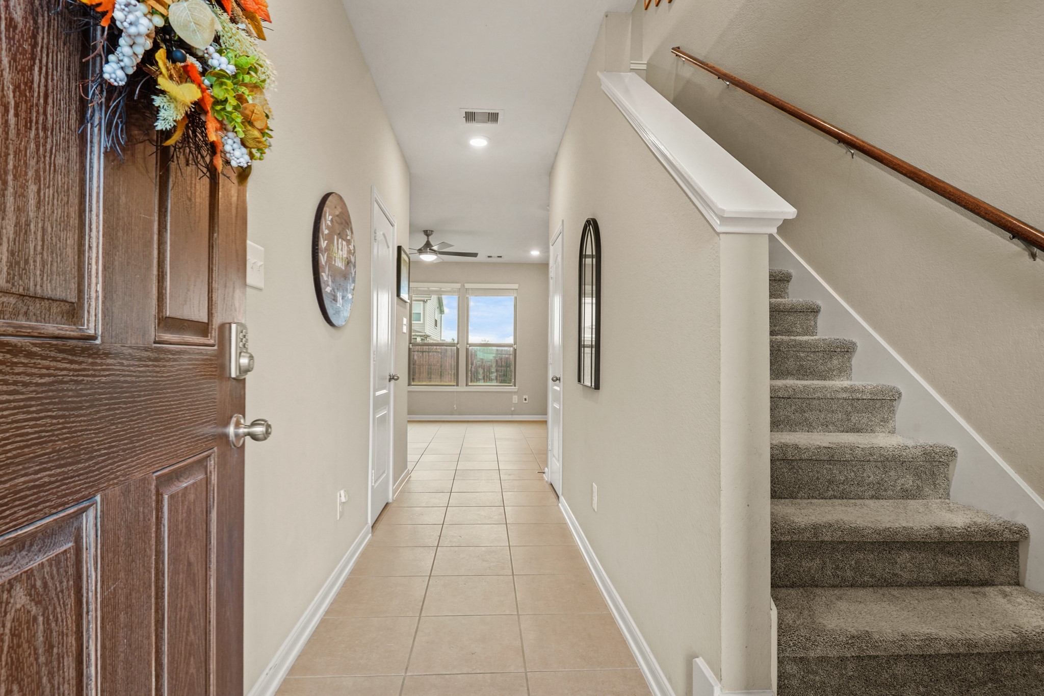 15602 Cliffside Arbor Lane Houston, TX 77044 - Photo 3 of 27