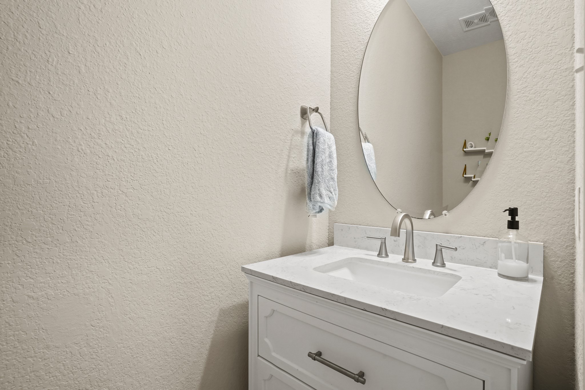 15602 Cliffside Arbor Lane Houston, TX 77044 - Photo 4 of 27