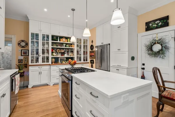 $2,799,999 | 59 R Ellery Street, Cambridge, MA 02138