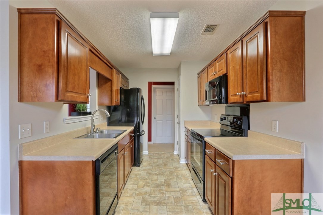 319 Katama Way Pooler, GA 31322 - Photo 6 of 25 Gallery Image 6