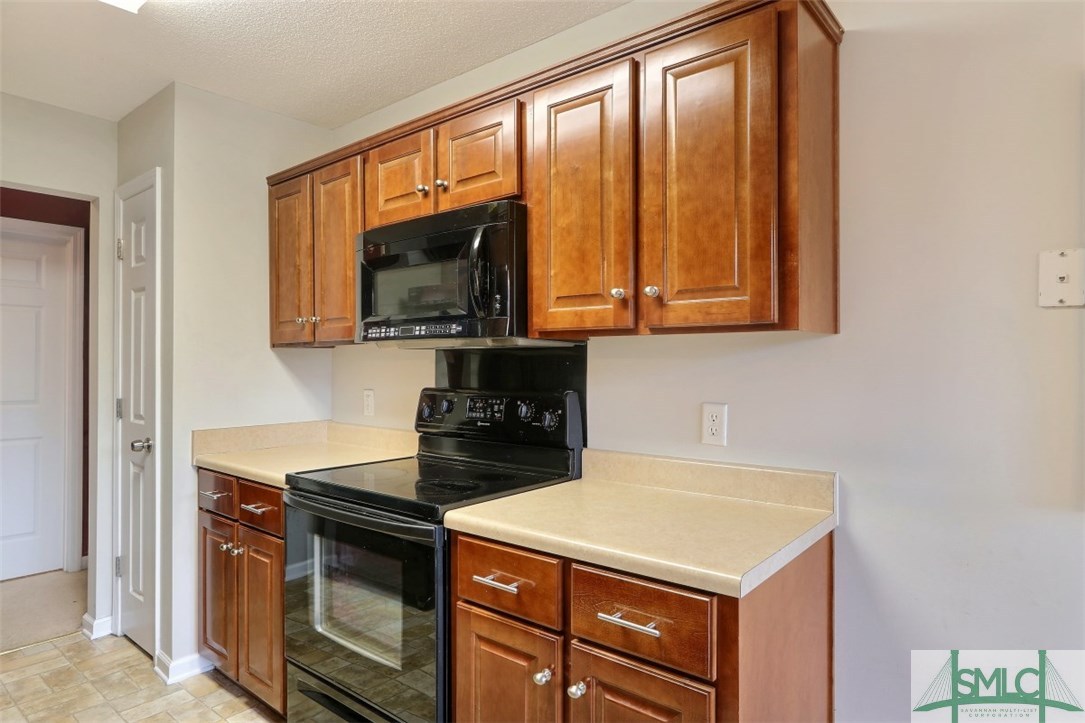 319 Katama Way Pooler, GA 31322 - Photo 8 of 25 Gallery Image 8
