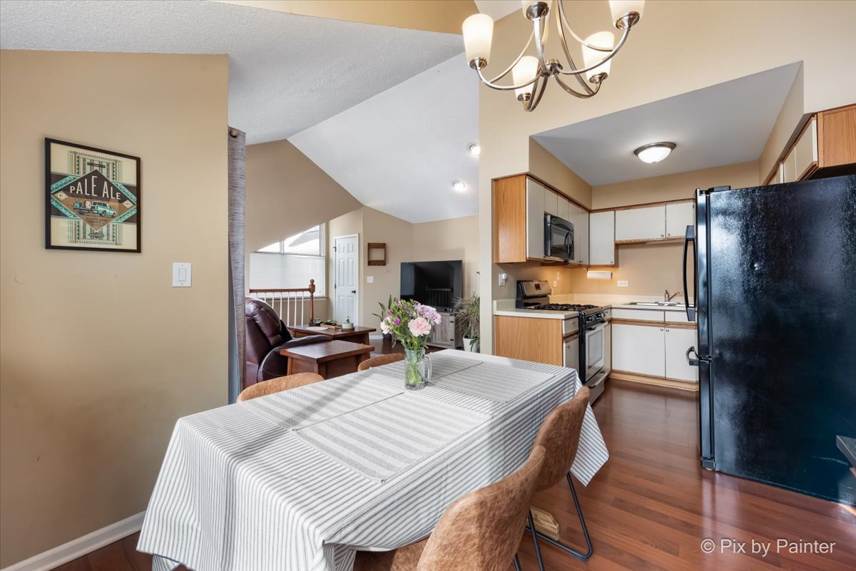 1277 Ranchview Court Buffalo Grove, IL 60089 - Photo 8 of 20