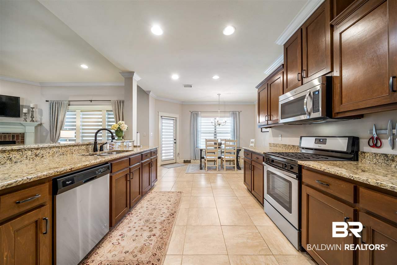 19649 Bunker Loop Fairhope, AL 36532 - Photo 15 of 40