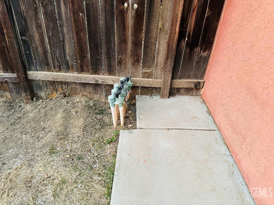 Undisclosed Address Arvin, CA 93203 - Photo 14 of 29