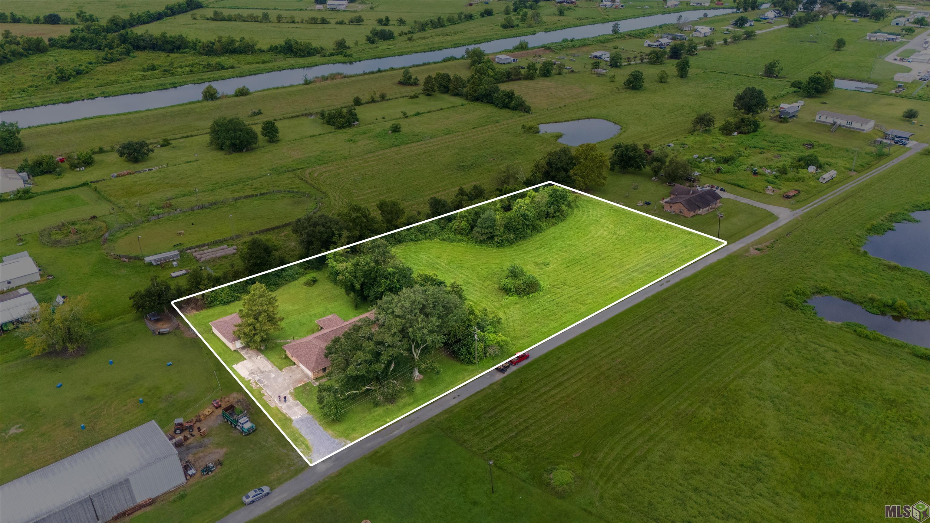 376 Highway 652 Raceland, LA 70394 - Photo 26 of 33