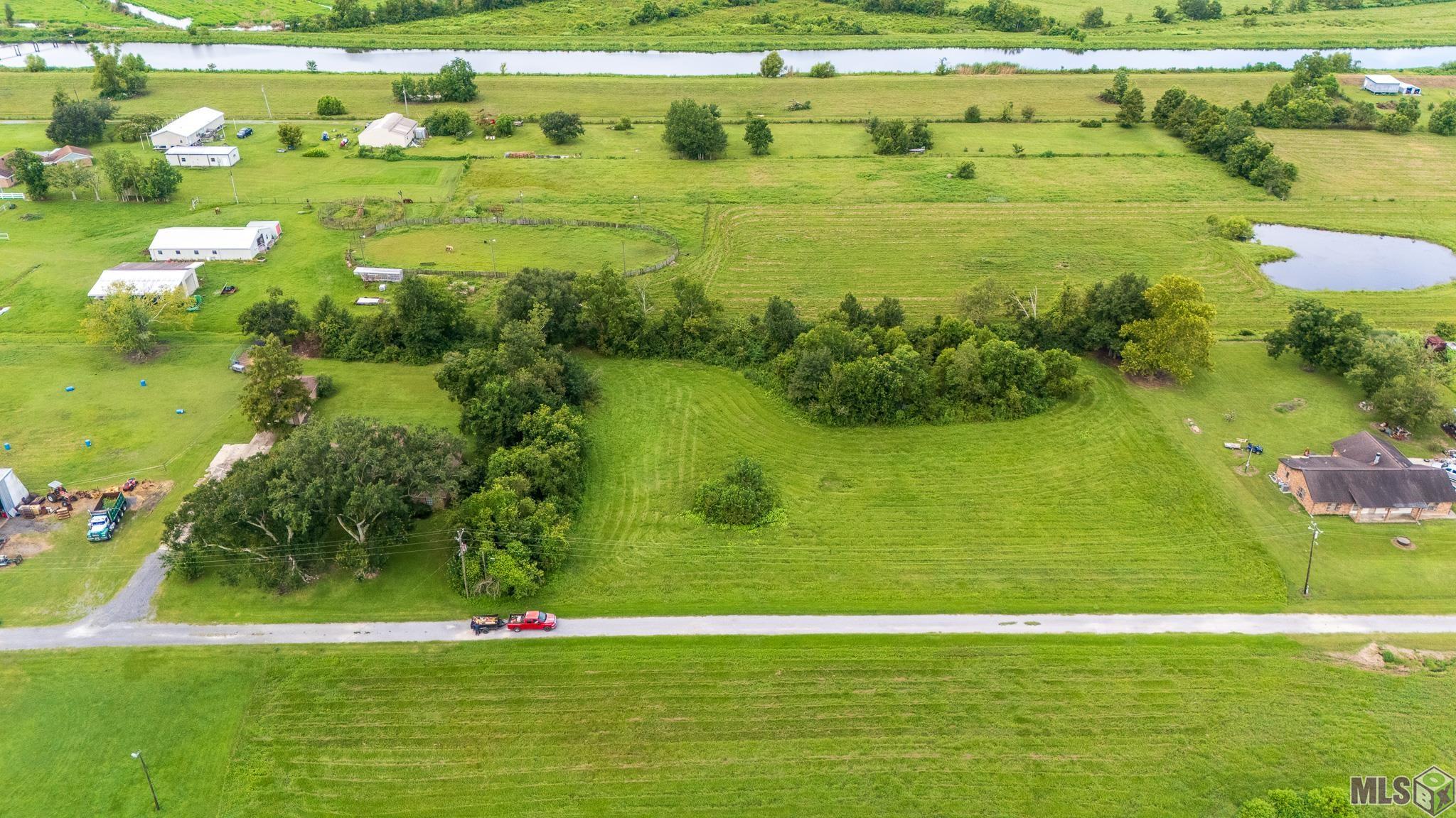 376 Highway 652 Raceland, LA 70394 - Photo 28 of 33