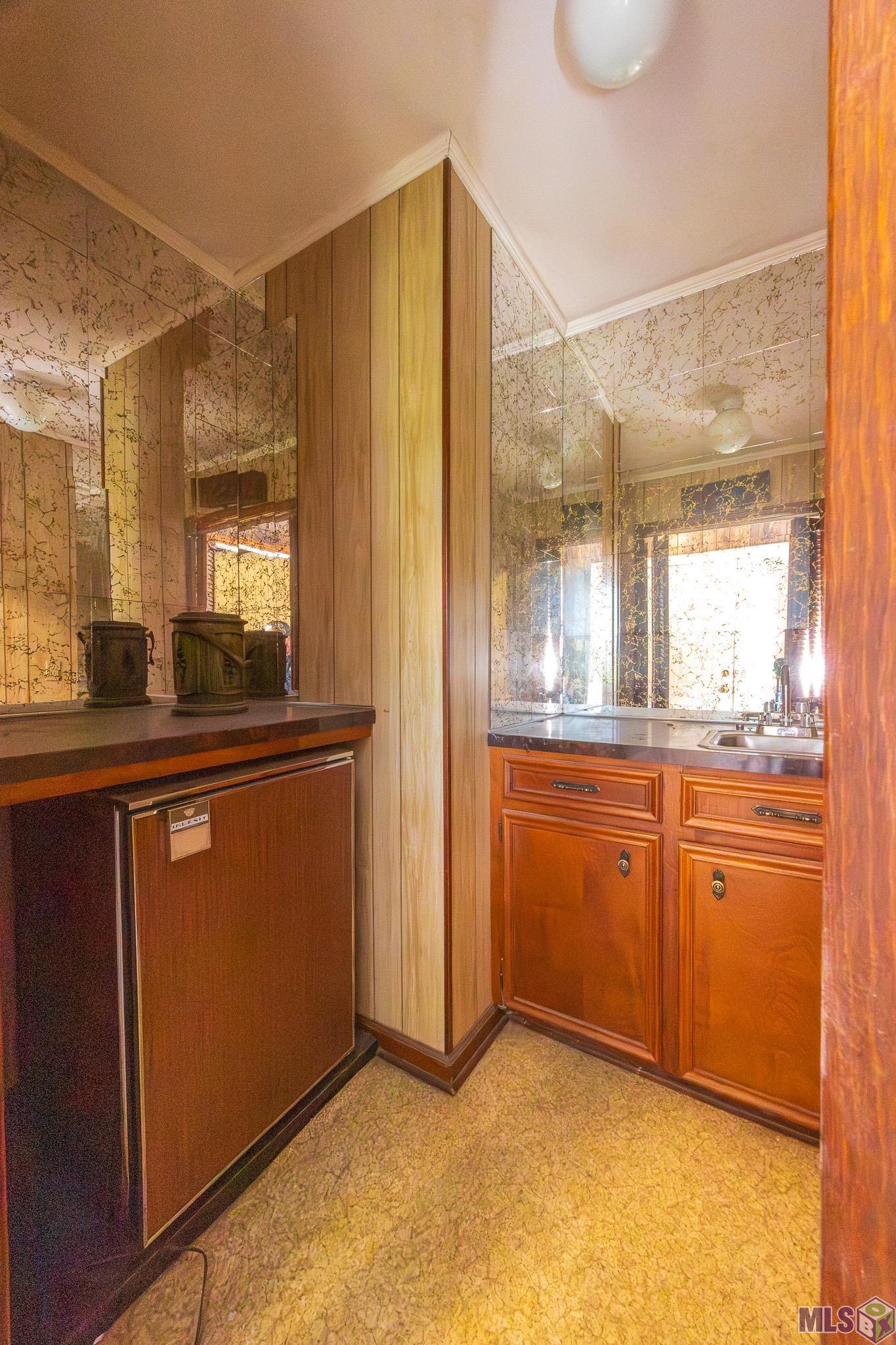 376 Highway 652 Raceland, LA 70394 - Photo 10 of 33