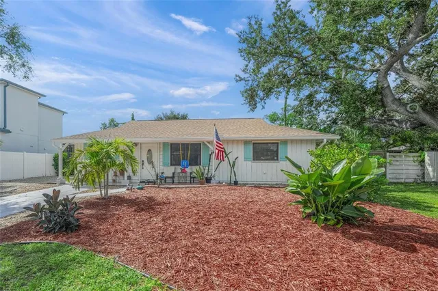 $455,000 | 2616 Martin Street, Sarasota, FL 34237