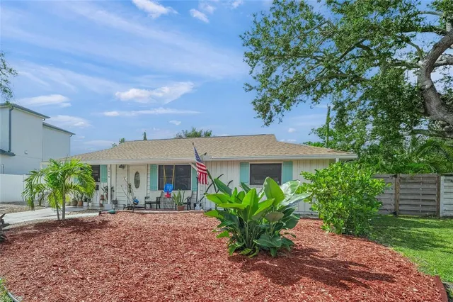 $455,000 | 2616 Martin Street, Sarasota, FL 34237