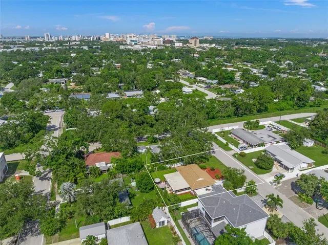 $455,000 | 2616 Martin Street, Sarasota, FL 34237