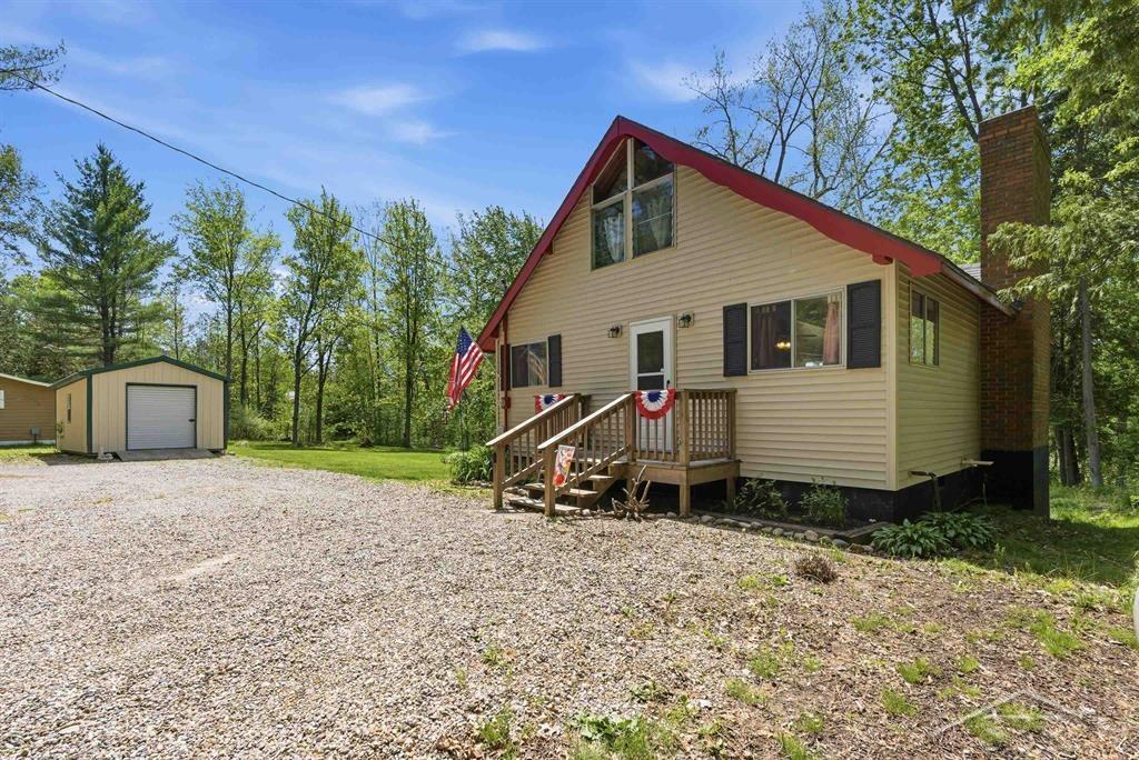 2710 South Whitney Beach Road Beaverton, MI 48612 - Photo 5 of 45