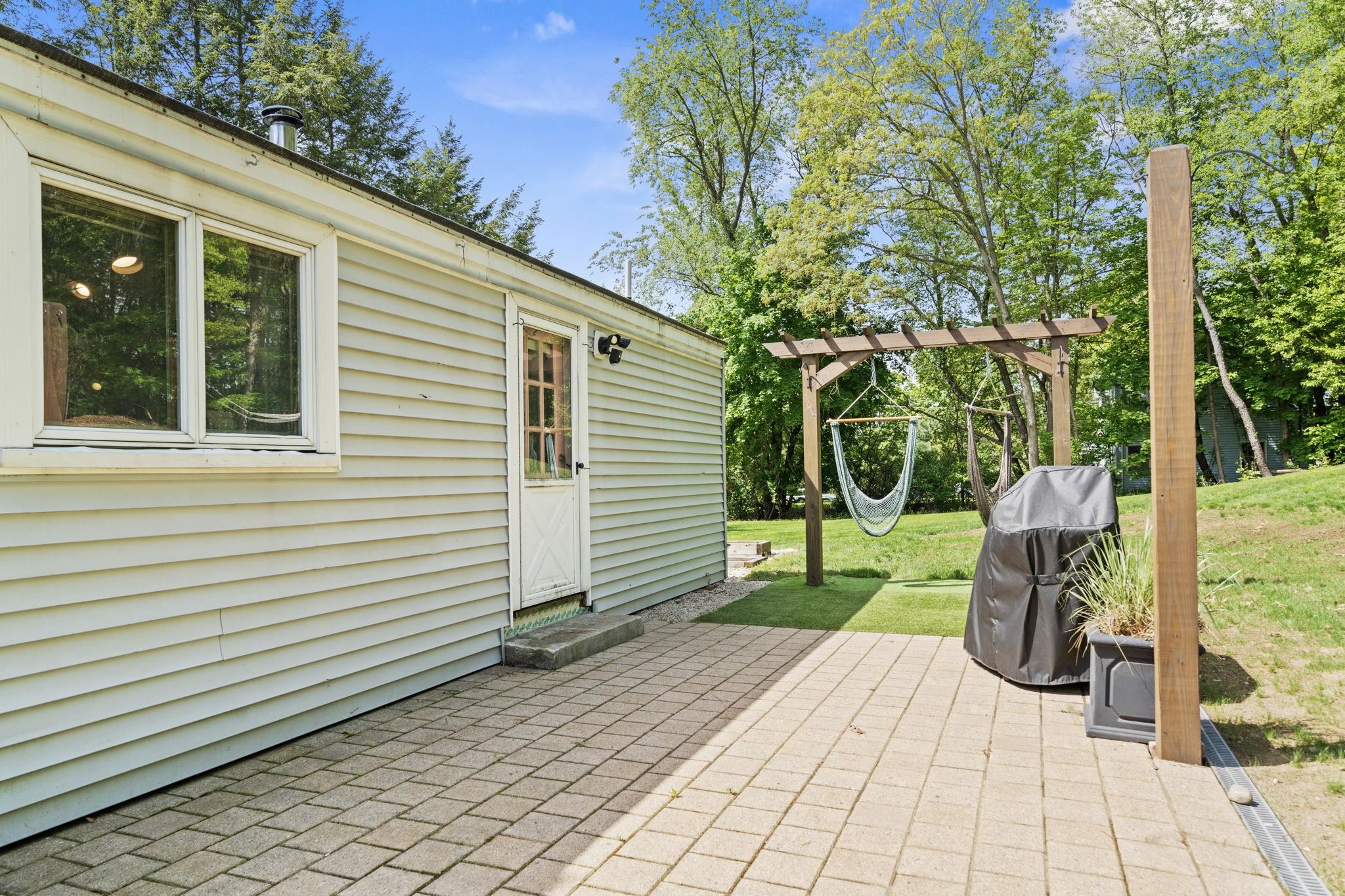 17 Blossom Road Plaistow, NH 03865 - Photo 15 of 27