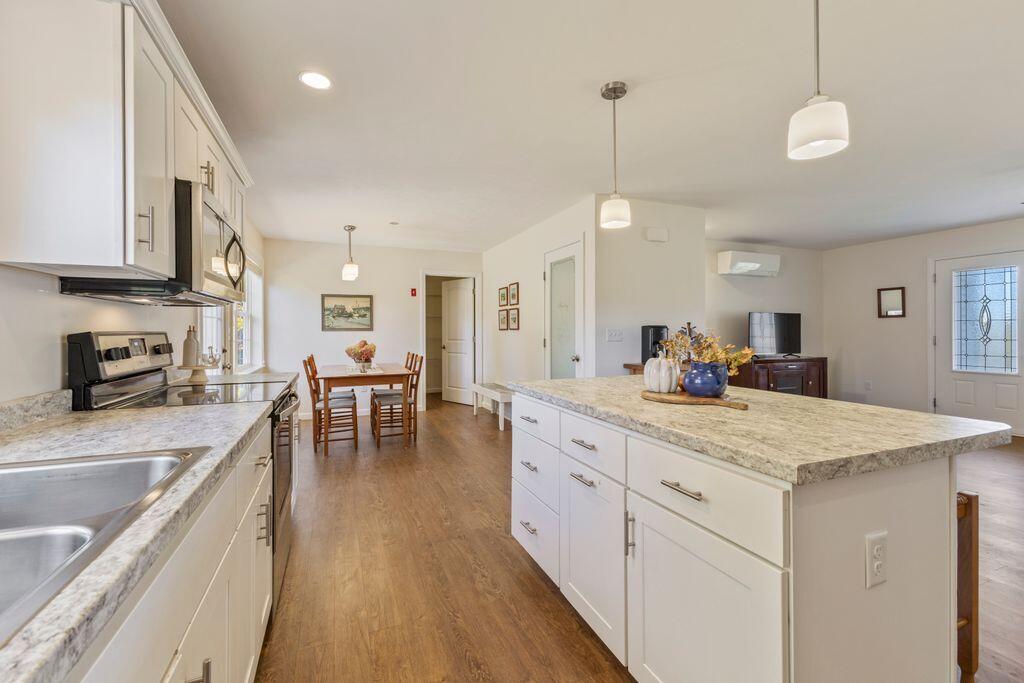 2 Berry Lane, Unit 101 Biddeford, ME 04005 - Photo 11 of 33 12__V5A1723