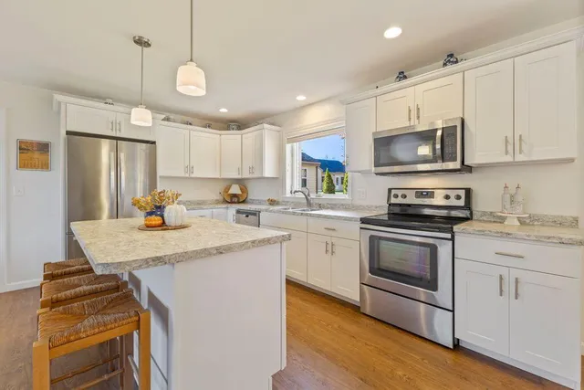 $399,900 | 2 Berry Lane, Unit 101, Biddeford, ME 04005