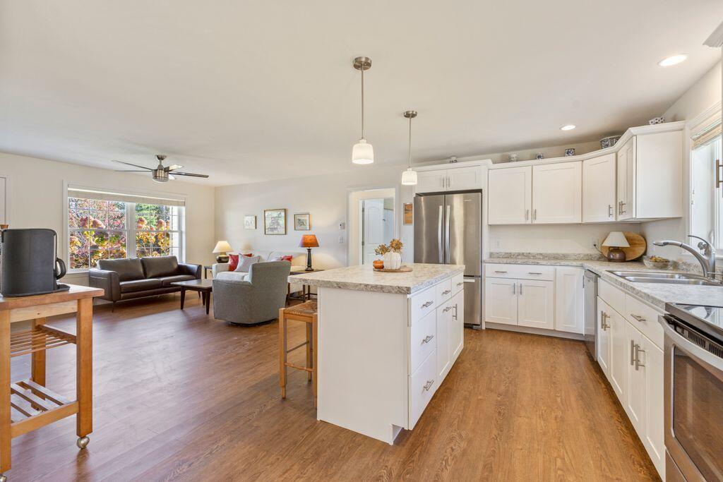 2 Berry Lane, Unit 101 Biddeford, ME 04005 - Photo 10 of 33 11__V5A1726