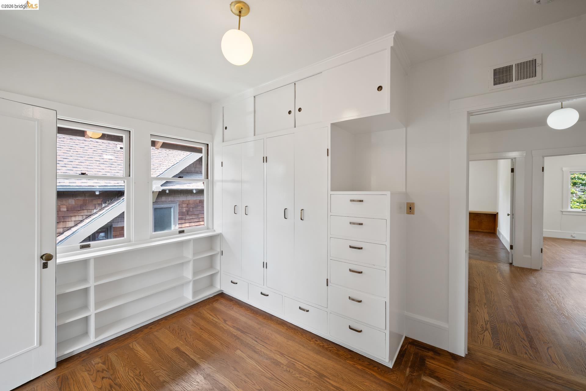 2714 Woolsey Street Berkeley, CA 94705 - Photo 29 of 46